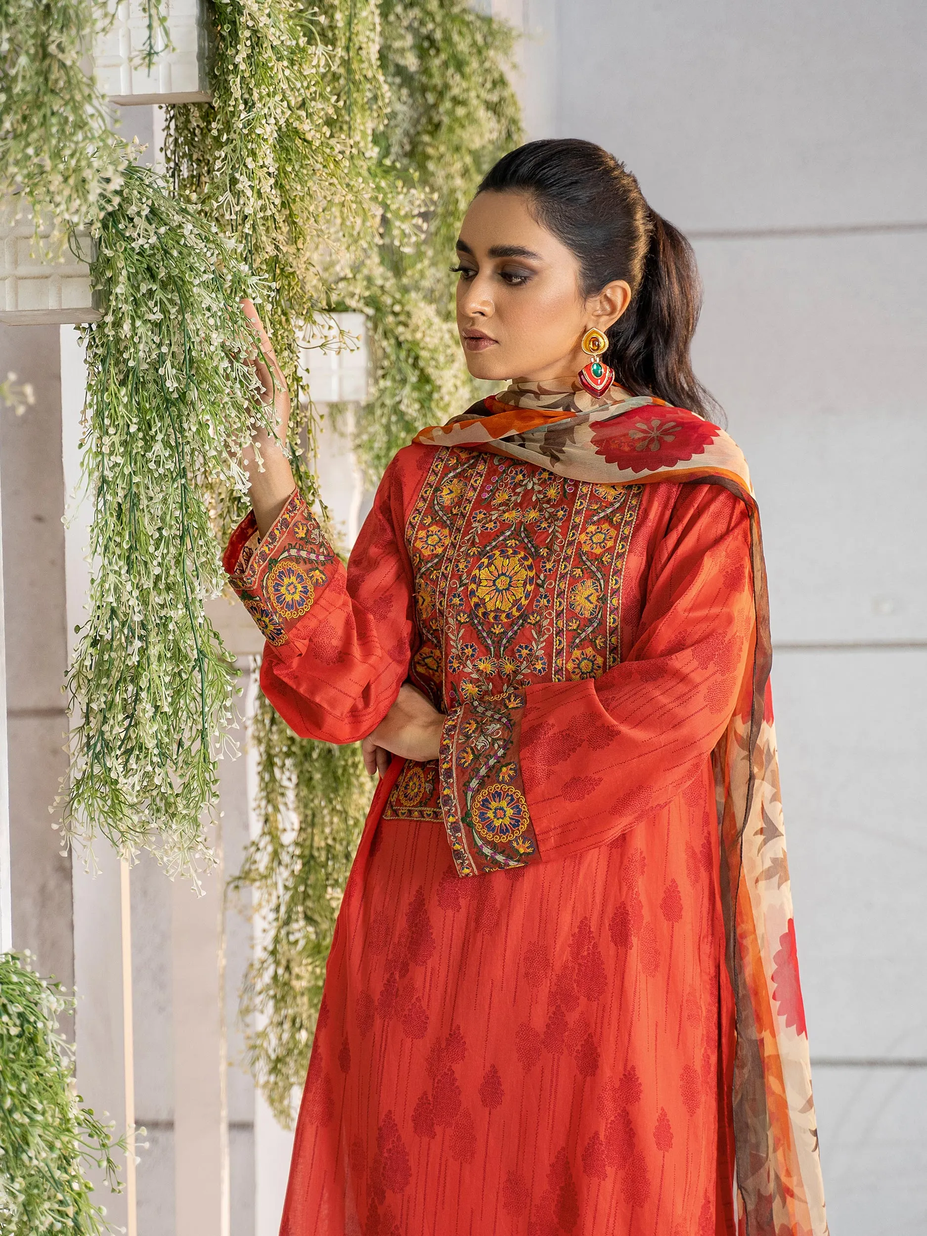 2 Piece Lawn Suit-Embroidered (Unstitched)