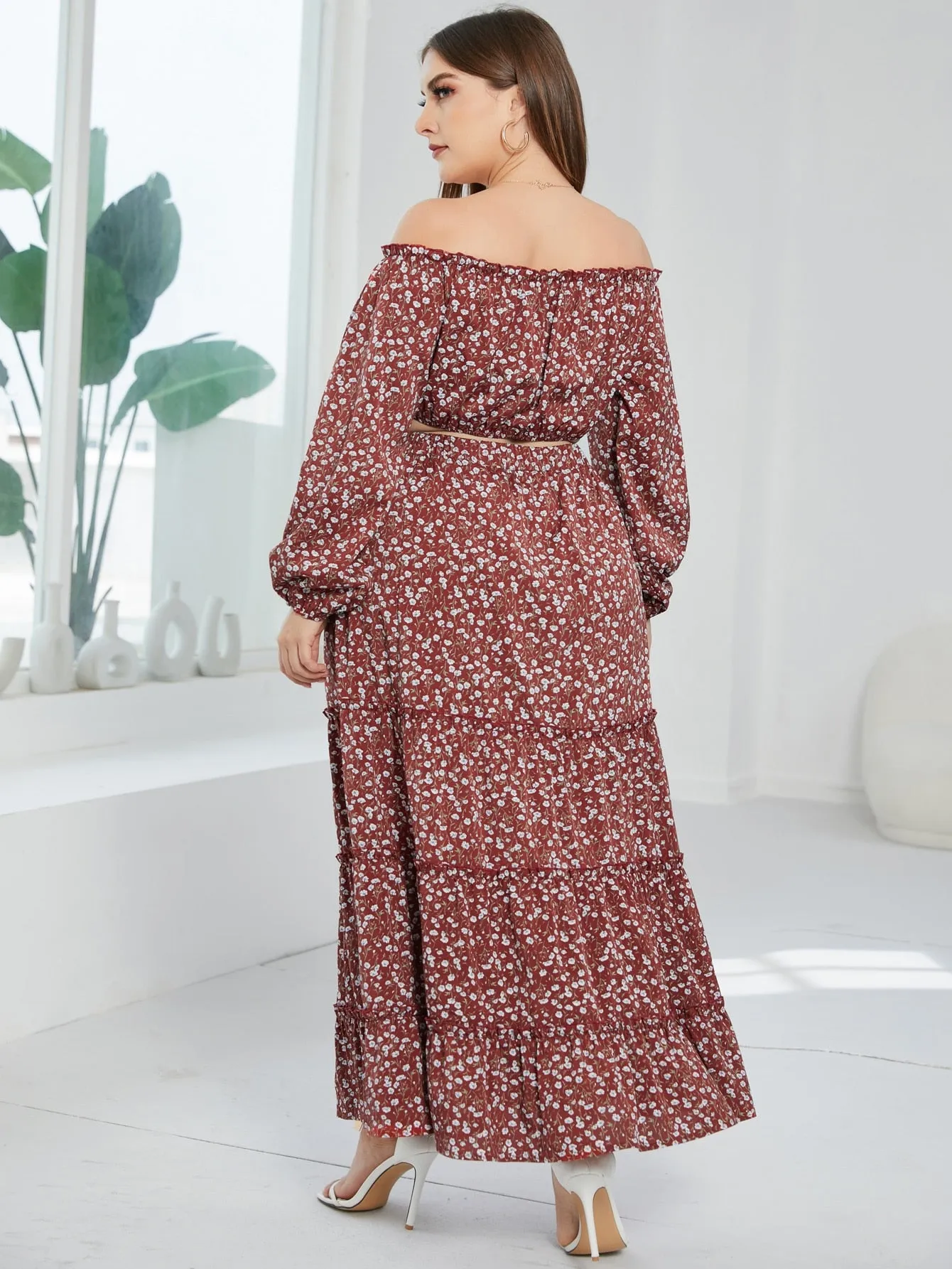 Ditsy Floral Ruffle Maxi Plus Size Skirt