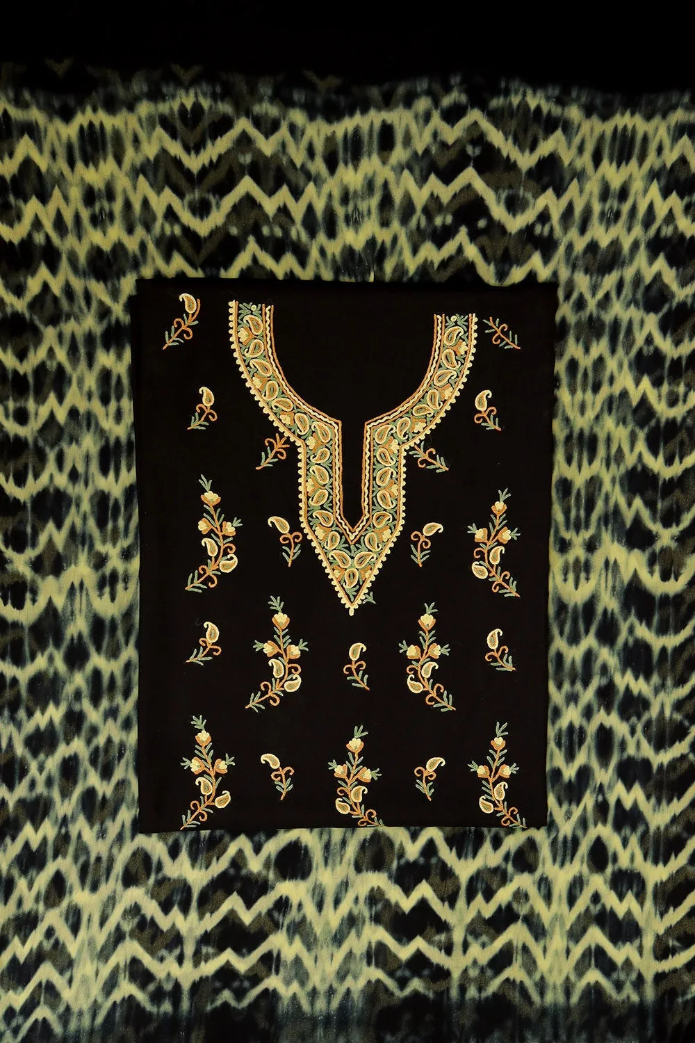 Elegant Black Colour Cotton Suit With Beautiful Kashmiri Embroidery Definitely Add Elegance.