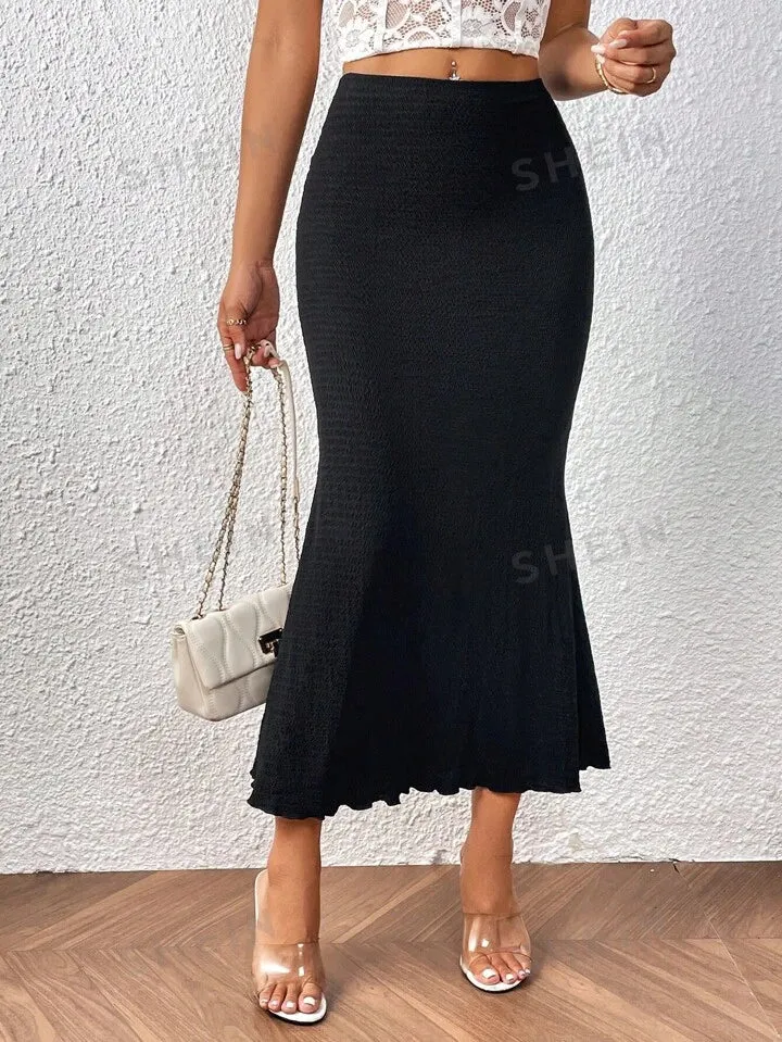 Lettuce mermaid hem skirt in black