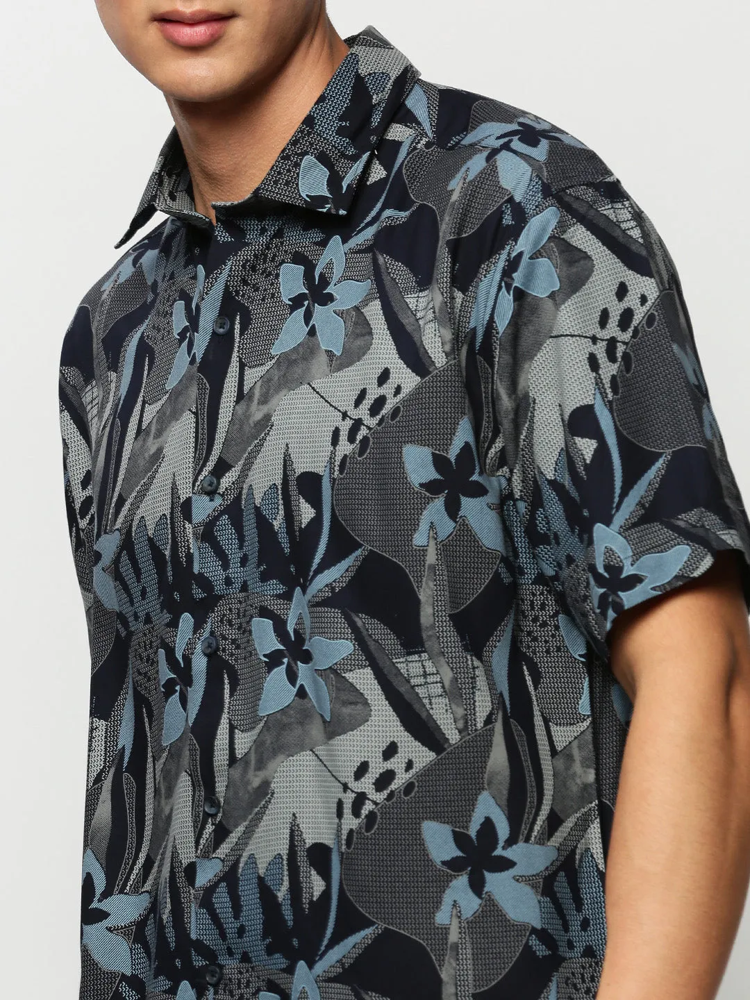 Men Navy Floral Casual Casual Shirts