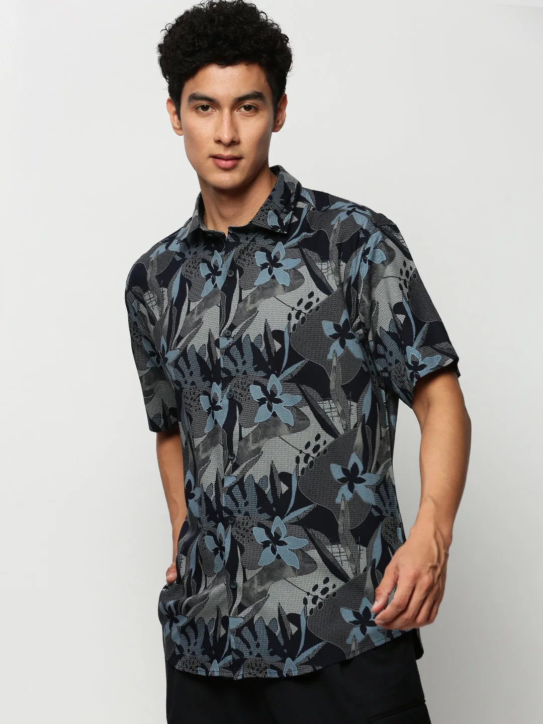 Men Navy Floral Casual Casual Shirts
