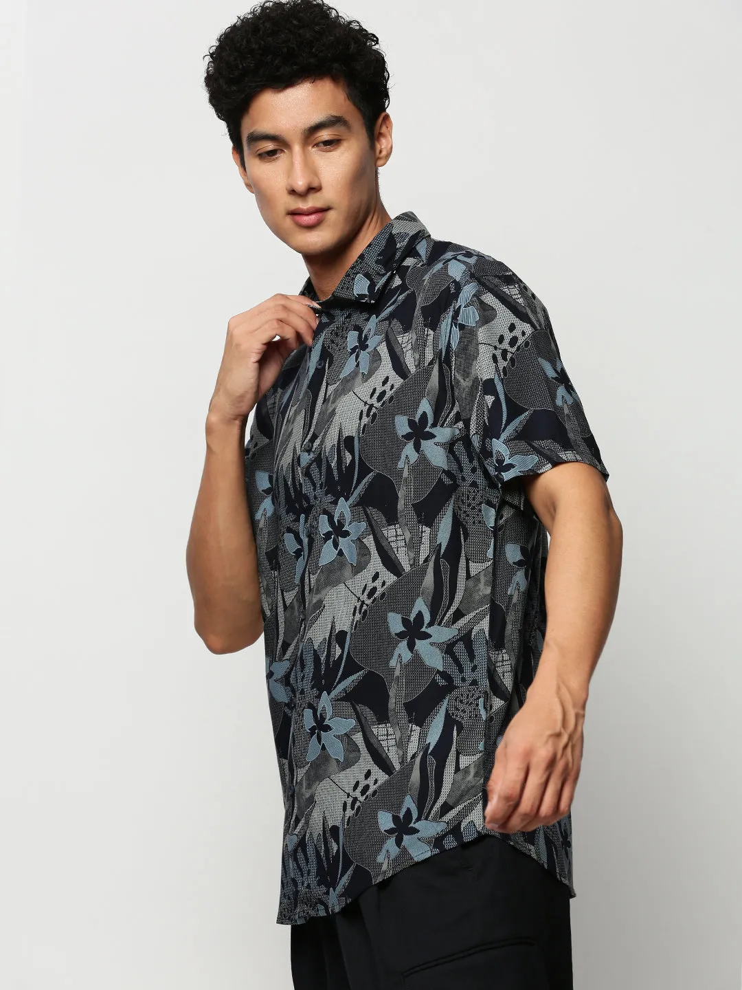Men Navy Floral Casual Casual Shirts
