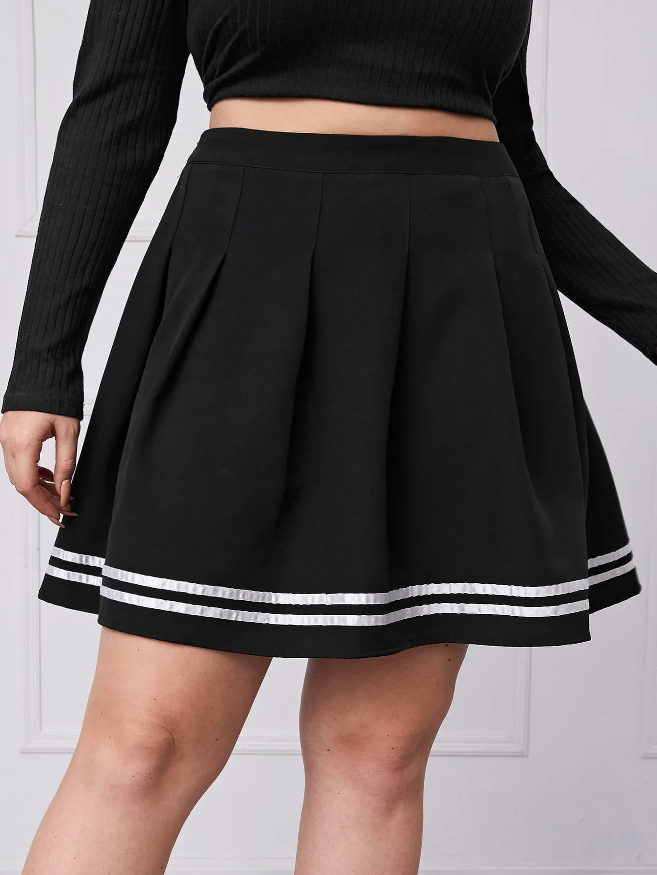 Striped Tape Short Plus Size Skirt
